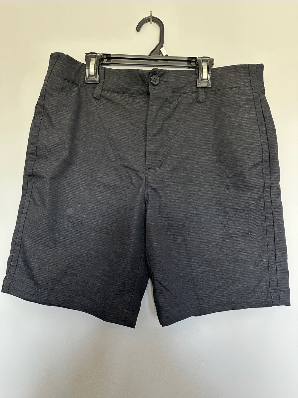 Under armour Men’s  Classic Dark Gray golf Shorts with stretch